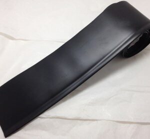 RUBBER VALANCE WITH LIP